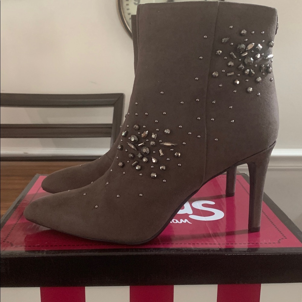 NWT Sam Edelman Grey suede ankle boots